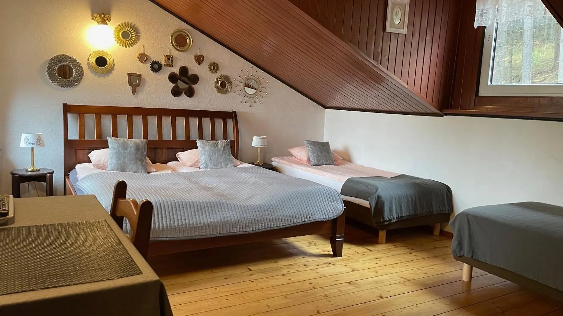Villa Retro Mozliwosc Wynajecia Calosci Dla Grup Karpacz Homestay